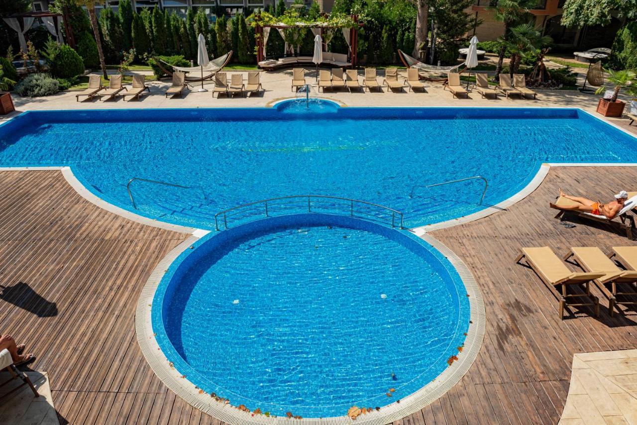 Menada Harmony Suites Apartments Sunny Beach Buitenkant foto