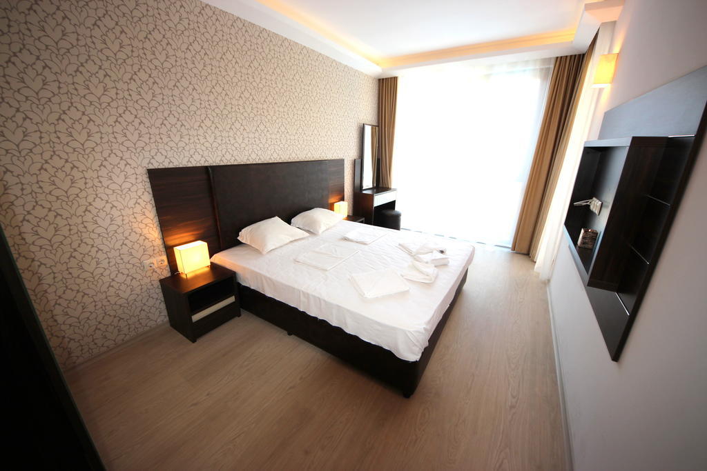 Menada Harmony Suites Apartments Sunny Beach Kamer foto