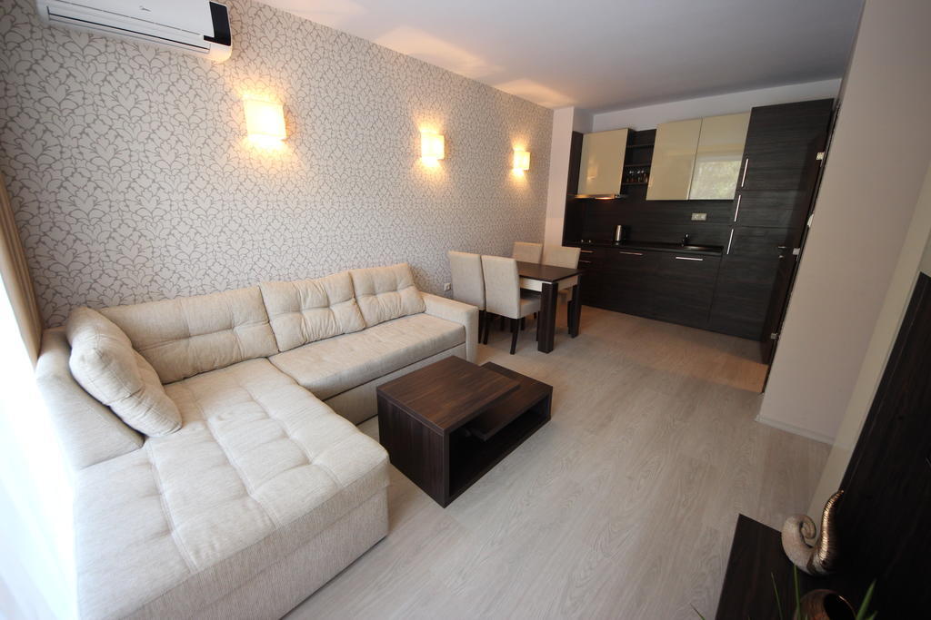 Menada Harmony Suites Apartments Sunny Beach Kamer foto
