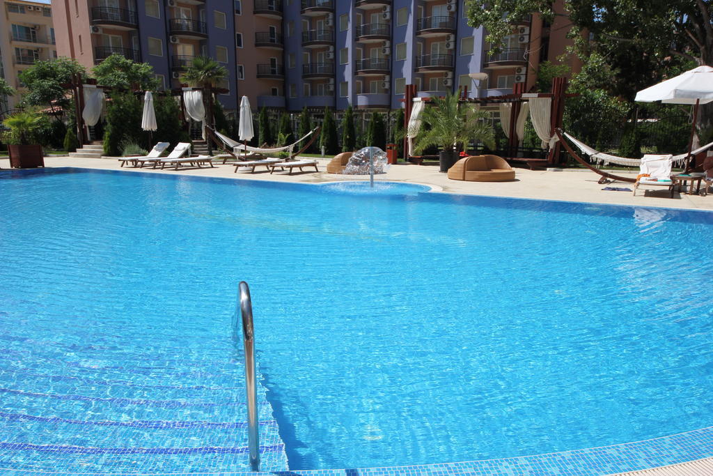 Menada Harmony Suites Apartments Sunny Beach Buitenkant foto