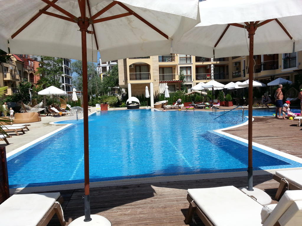 Menada Harmony Suites Apartments Sunny Beach Buitenkant foto