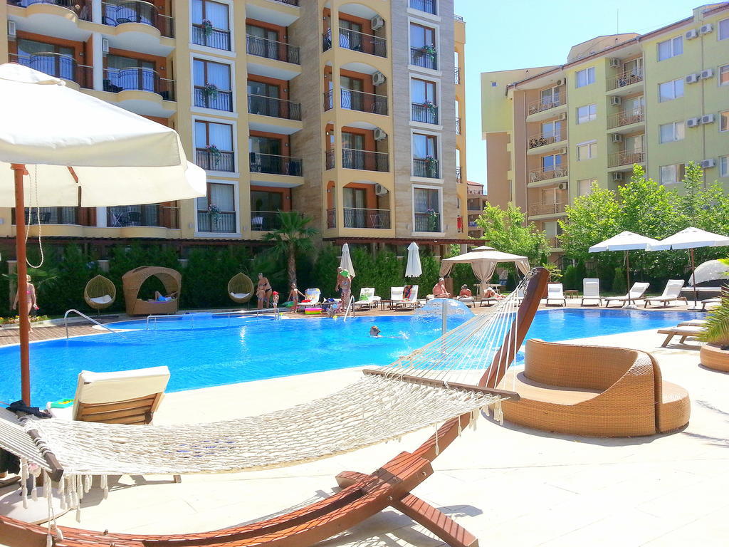 Menada Harmony Suites Apartments Sunny Beach Buitenkant foto